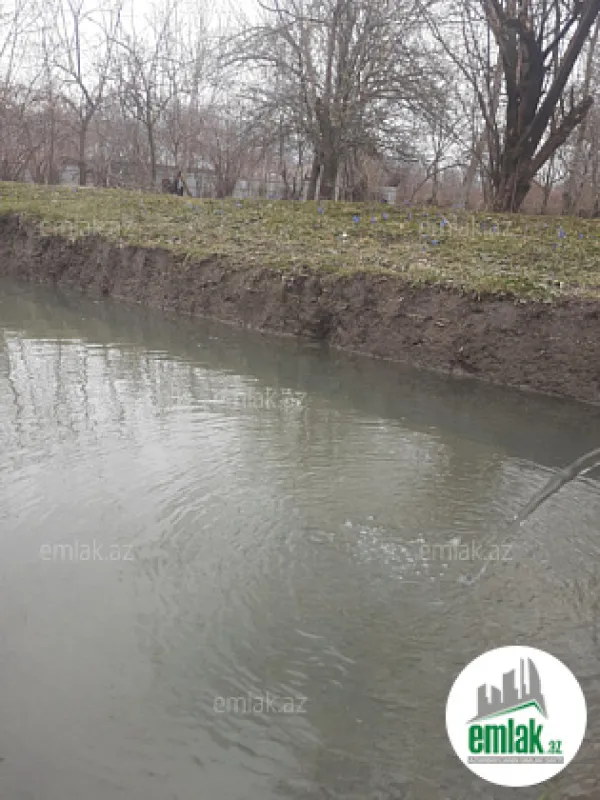Satılır torpaq sahəsi 40 m²