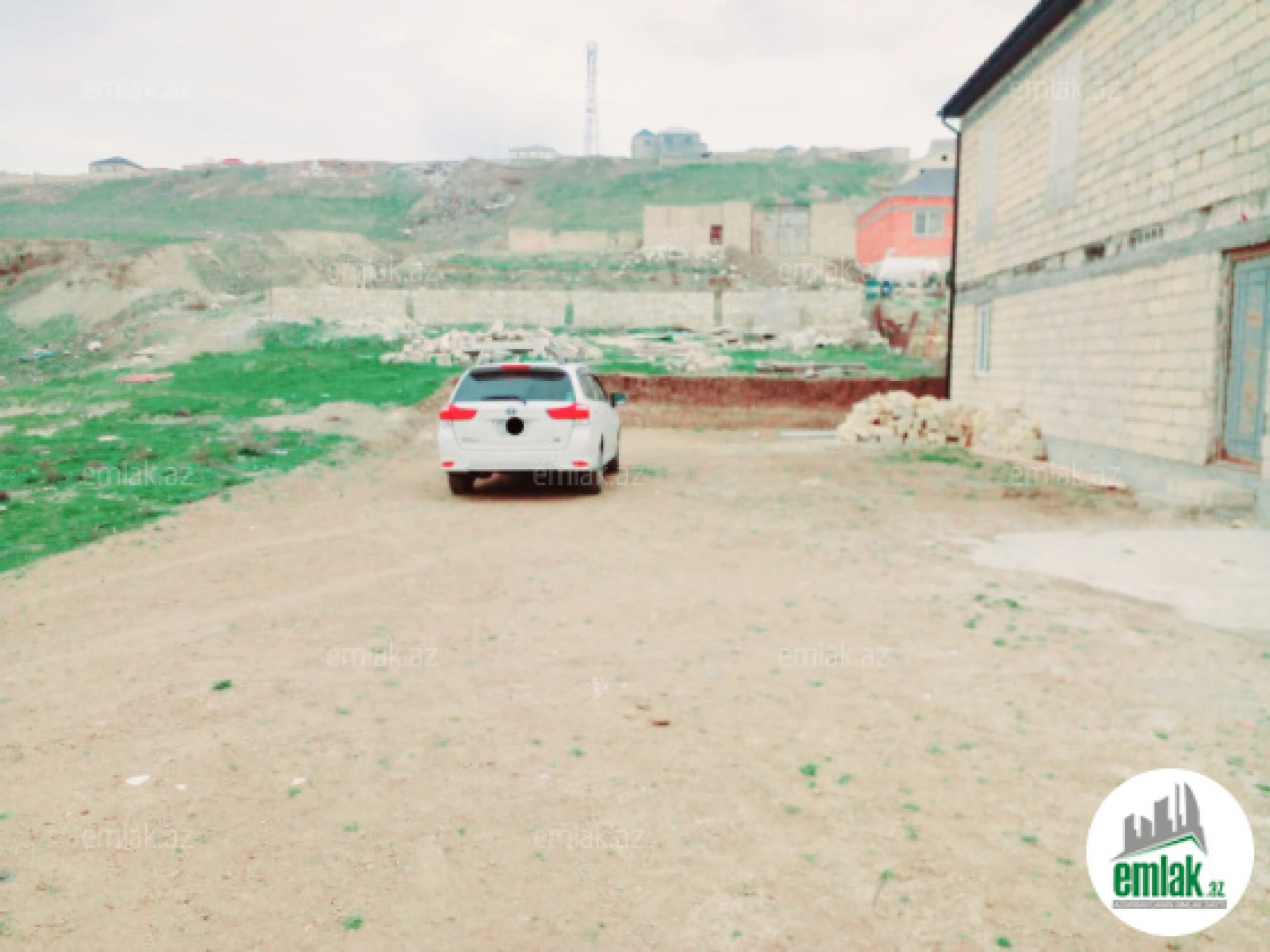 Satılır torpaq sahəsi 3 m²