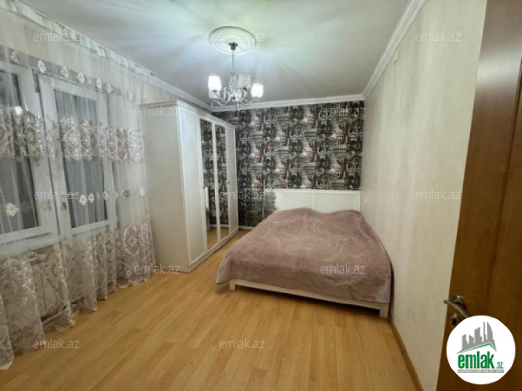 Satılır 3 otaqlı köhnə tikili 60 m²