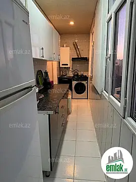 Satılır 3 otaqlı köhnə tikili 60 m²