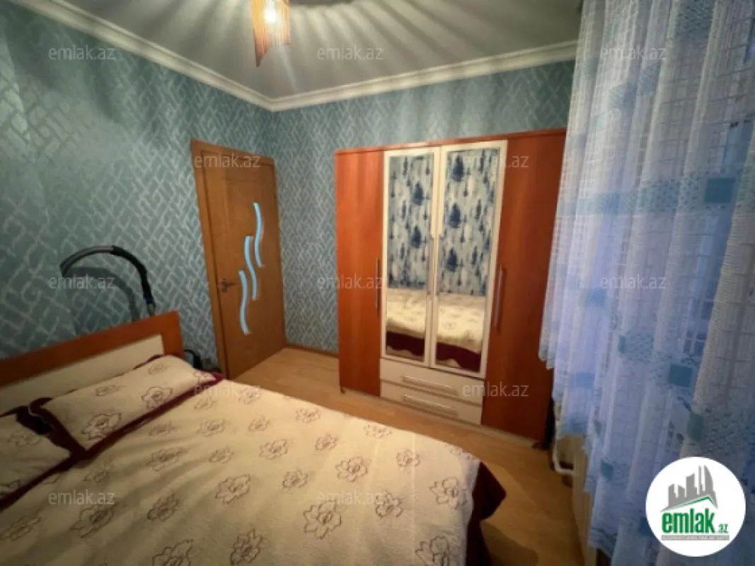 Satılır 3 otaqlı köhnə tikili 60 m²