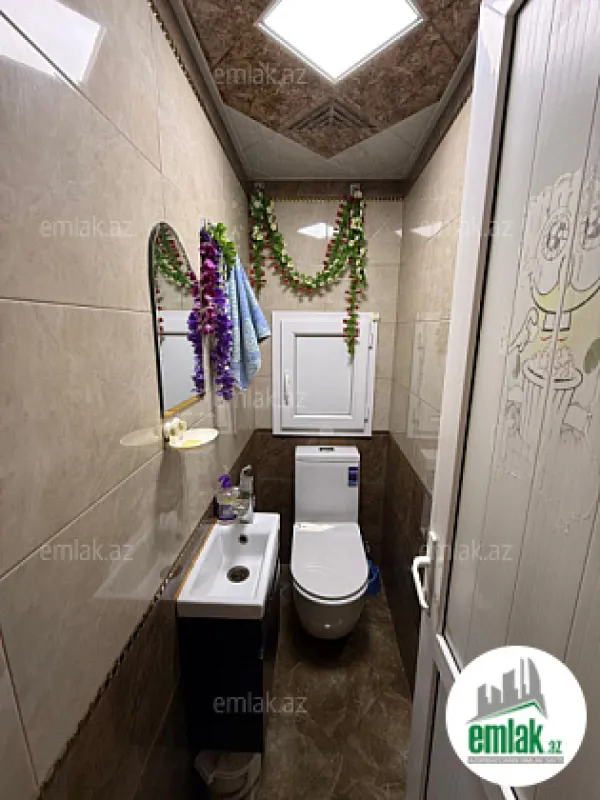 Satılır 3 otaqlı köhnə tikili 90 m²