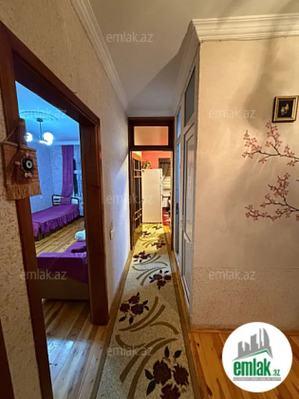 Satılır 3 otaqlı köhnə tikili 90 m²