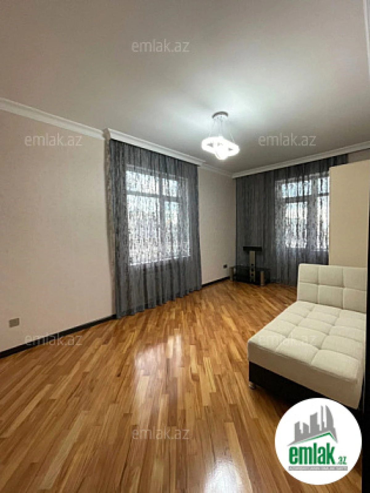 Satılır 3 otaqlı yeni tikili 126 m²