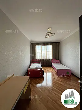 Satılır 3 otaqlı yeni tikili 126 m²