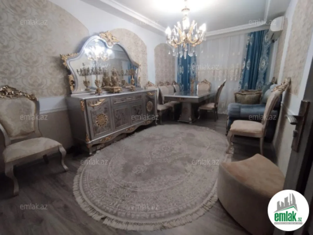 Satılır 4 otaqlı köhnə tikili 110 m²