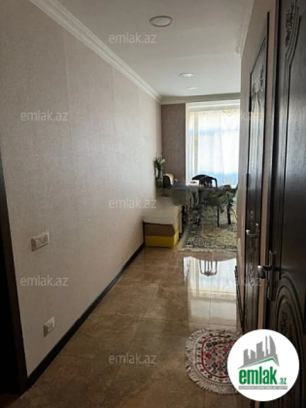 Satılır 3 otaqlı köhnə tikili 90 m²