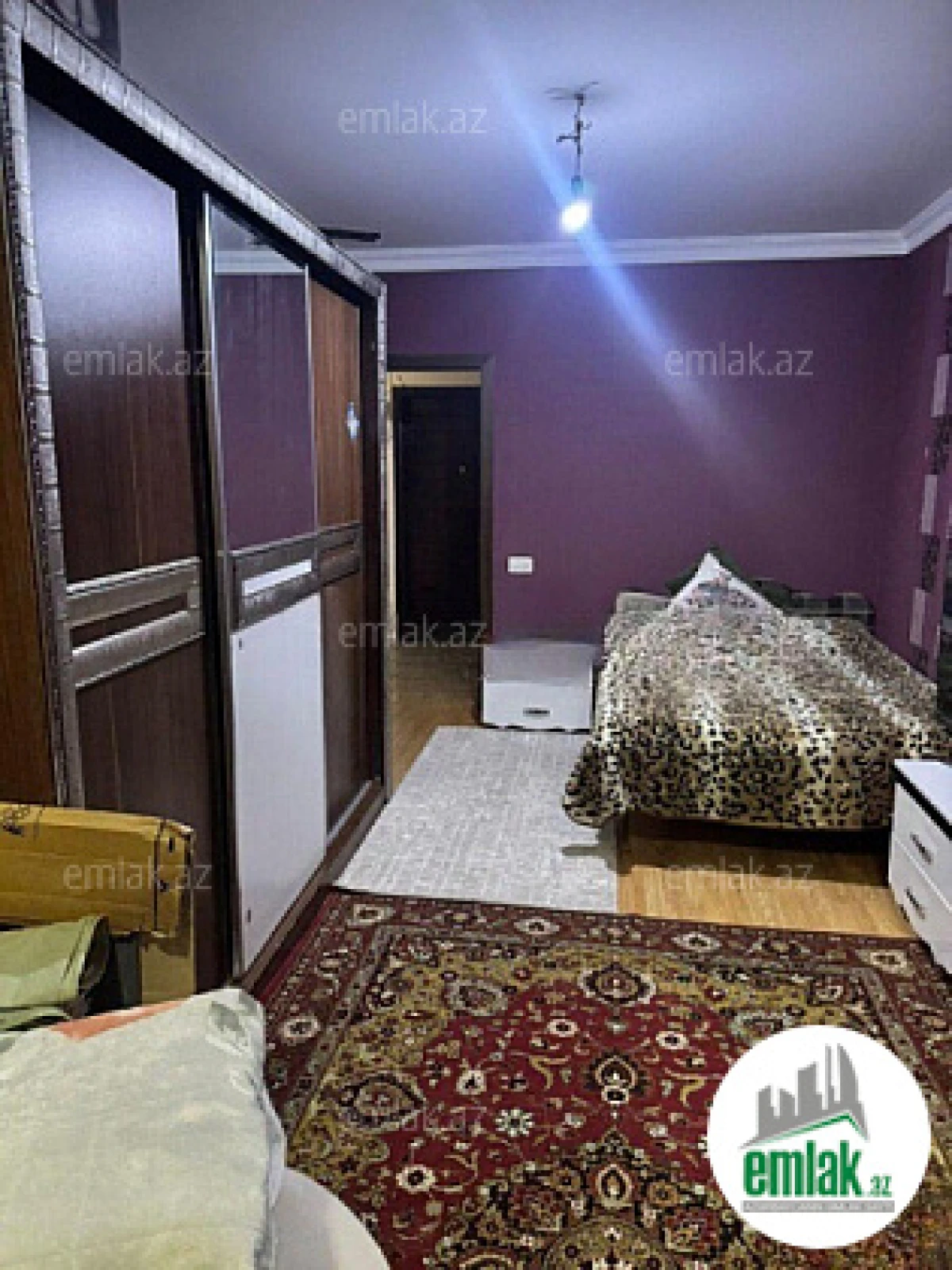 Satılır 3 otaqlı köhnə tikili 90 m²