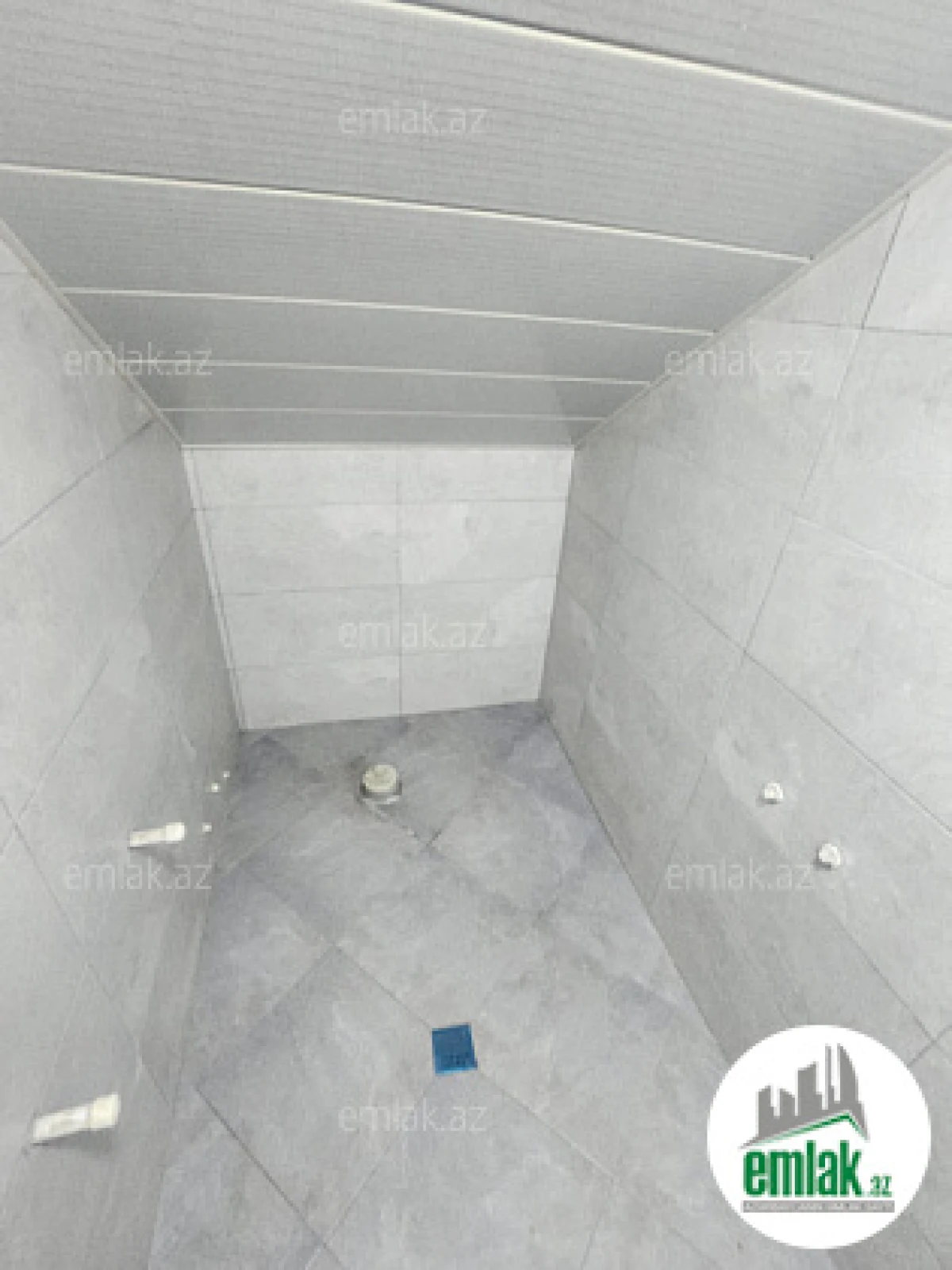 Satılır 2 otaqlı yeni tikili 50 m²