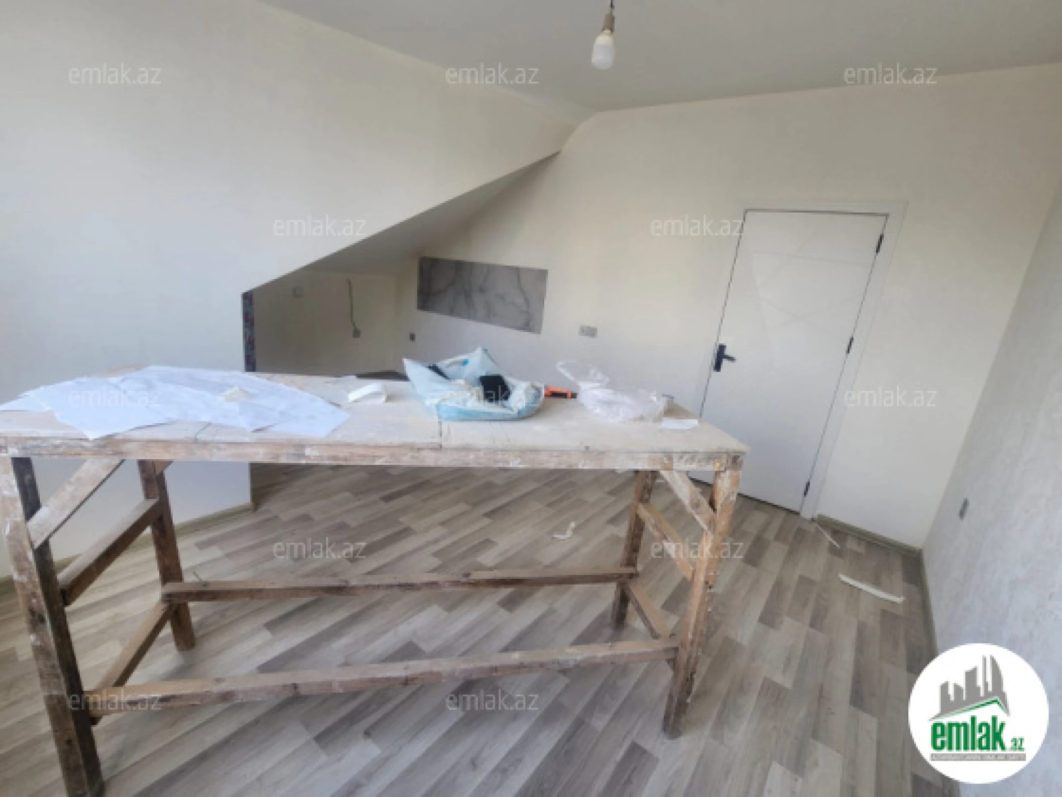 Satılır 2 otaqlı yeni tikili 50 m²