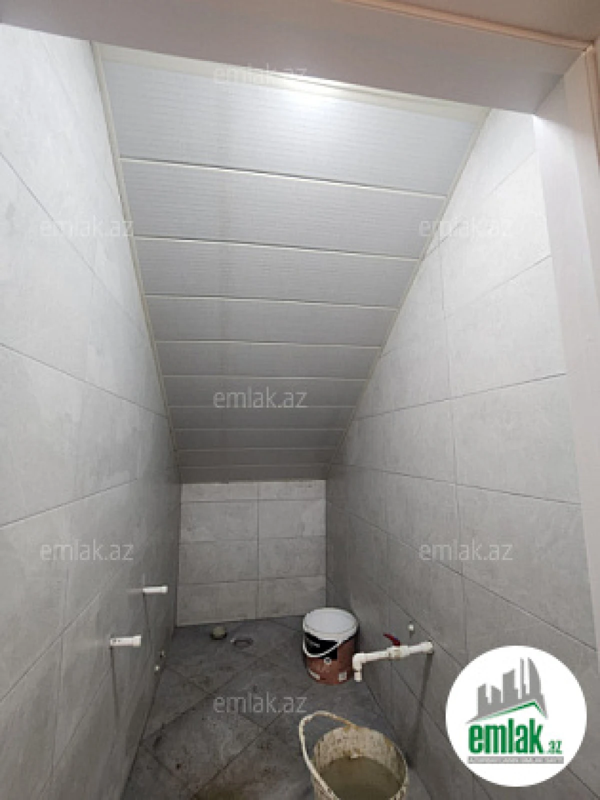 Satılır 2 otaqlı yeni tikili 50 m²