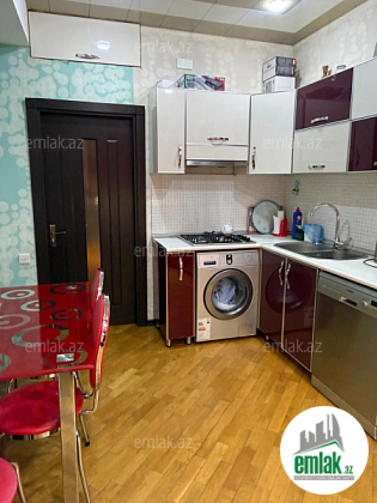 Satılır 2 otaqlı yeni tikili 65 m²