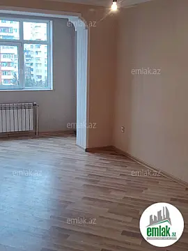 Satılır 3 otaqlı köhnə tikili 70 m²