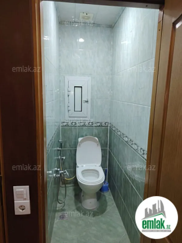 Satılır 3 otaqlı köhnə tikili 70 m²