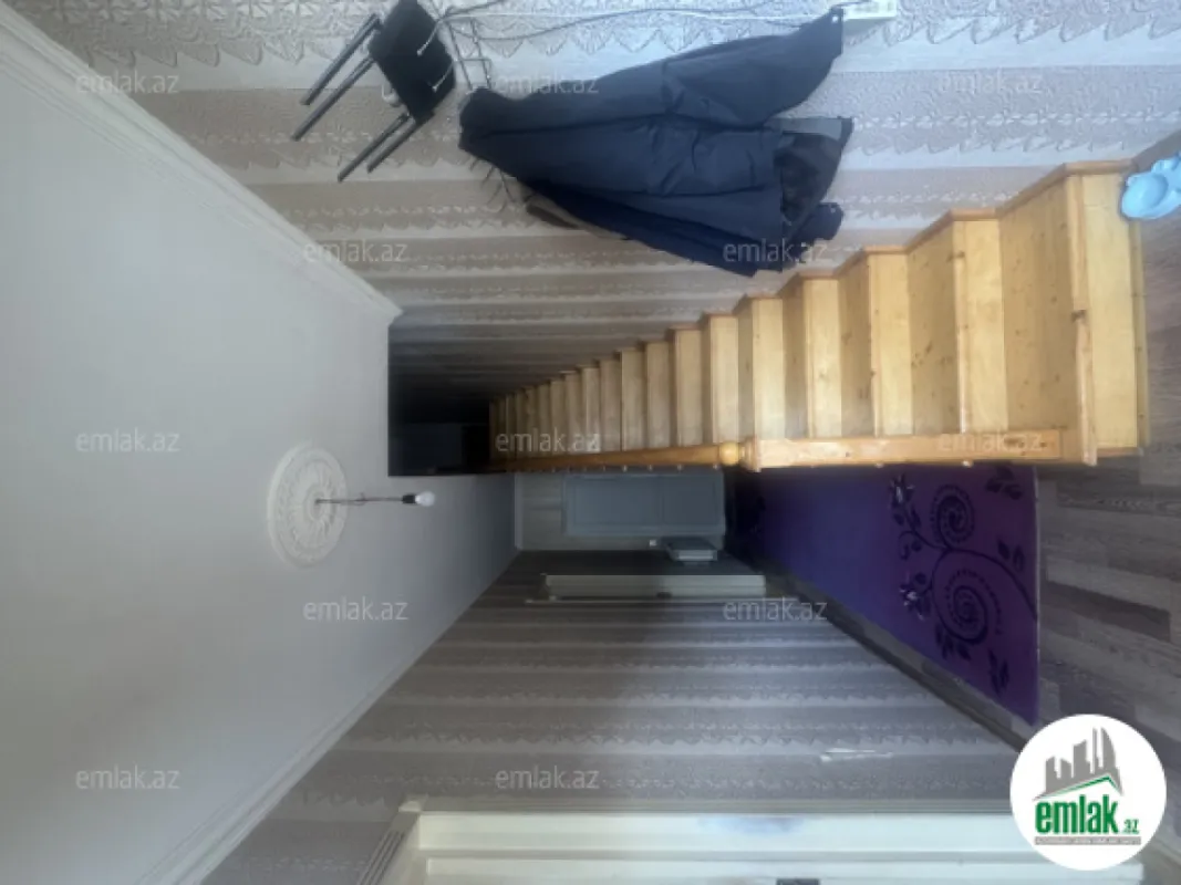 Satılır 4 otaqlı həyət evi 130 m²