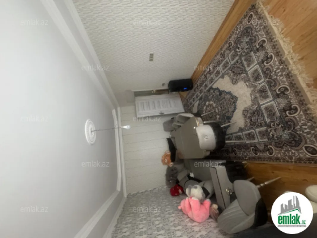 Satılır 4 otaqlı həyət evi 130 m²