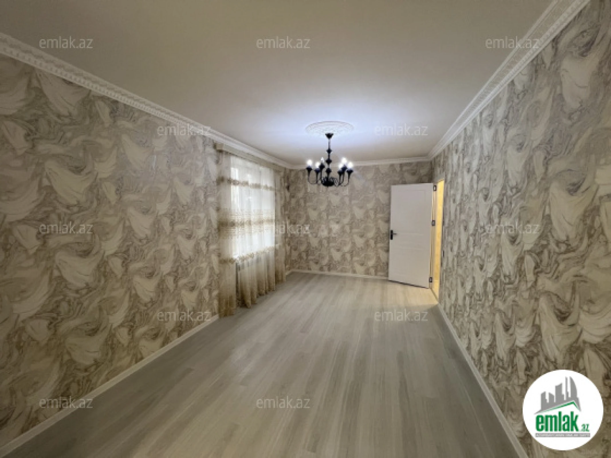 Satılır 2 otaqlı köhnə tikili 40 m²