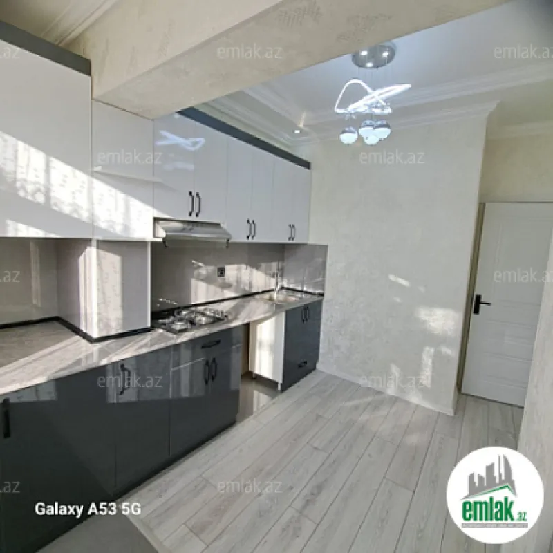 Satılır 2 otaqlı köhnə tikili 60 m²