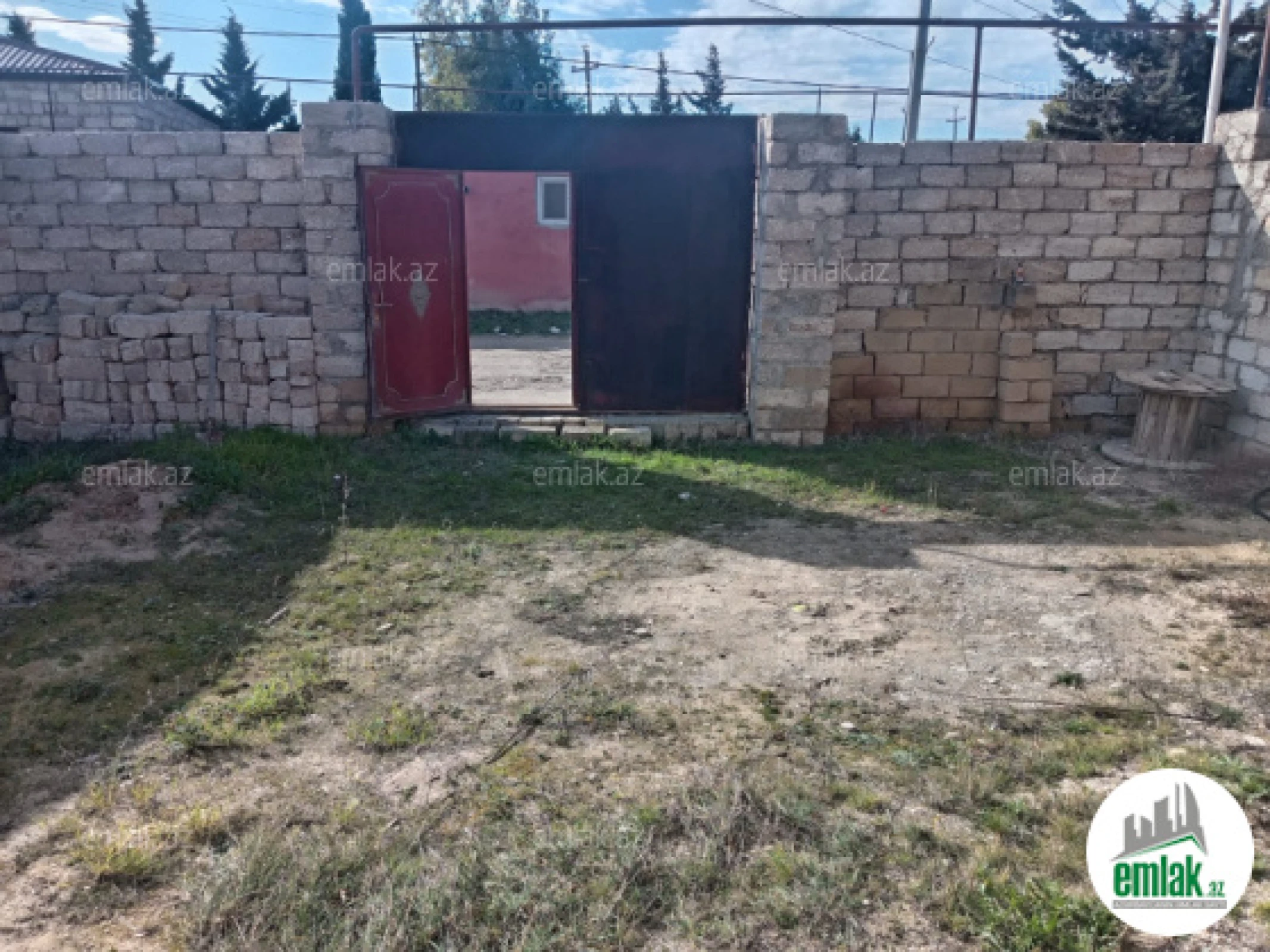 Satılır 3 otaqlı həyət evi 100 m²