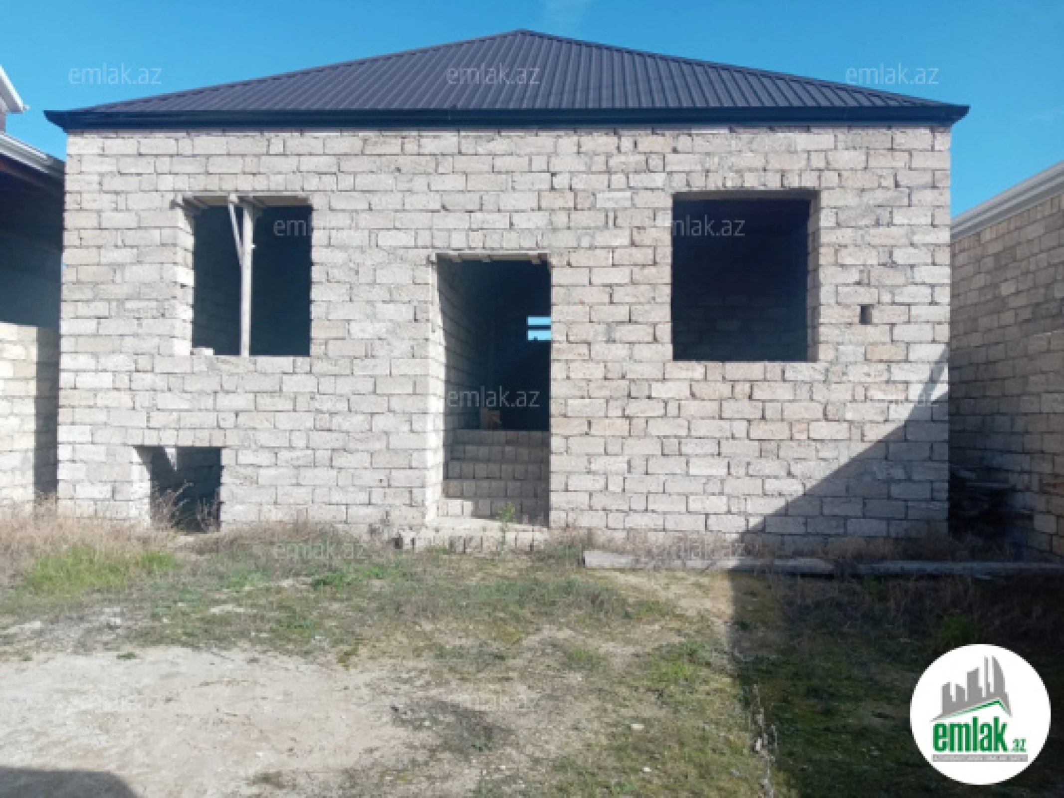 Satılır 3 otaqlı həyət evi 100 m²
