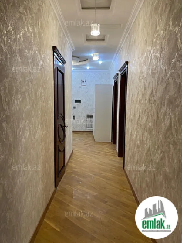 Satılır 3 otaqlı yeni tikili 150 m²