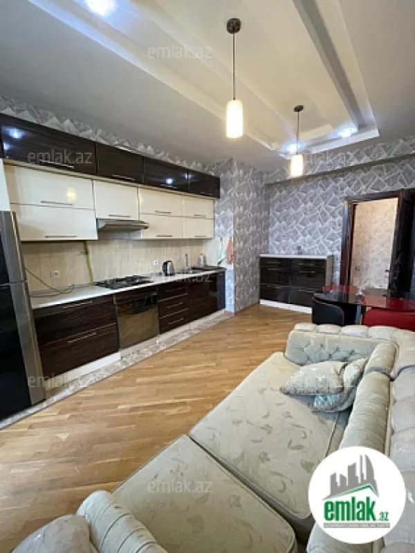 Satılır 3 otaqlı yeni tikili 150 m²