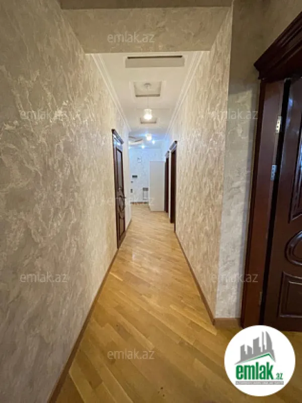 Satılır 3 otaqlı yeni tikili 150 m²