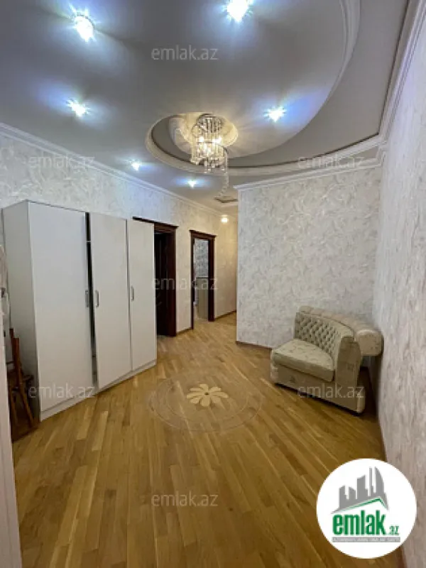 Satılır 3 otaqlı yeni tikili 150 m²