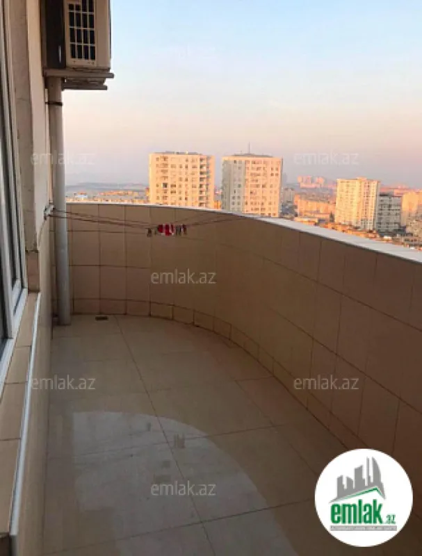 Satılır 3 otaqlı yeni tikili 150 m²