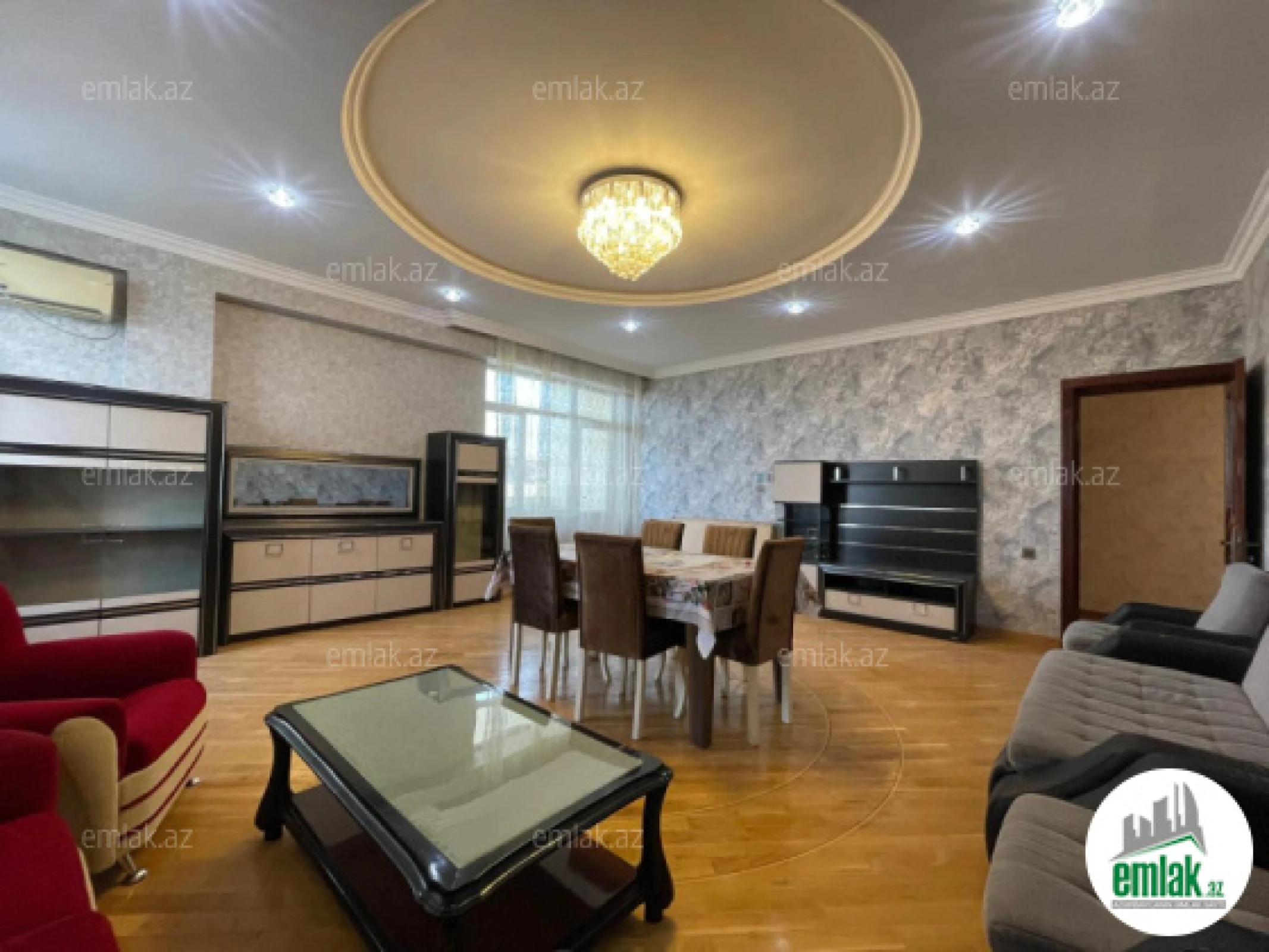 Satılır 3 otaqlı yeni tikili 150 m²