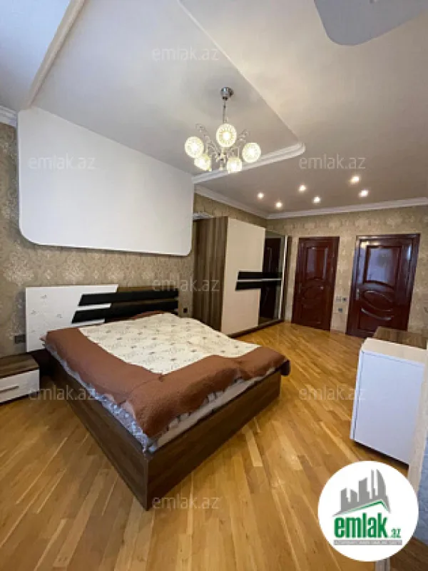 Satılır 3 otaqlı yeni tikili 150 m²