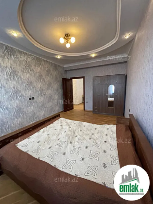 Satılır 3 otaqlı yeni tikili 150 m²