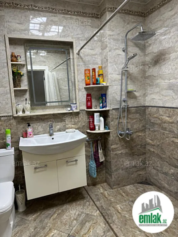 Satılır 3 otaqlı yeni tikili 105 m²