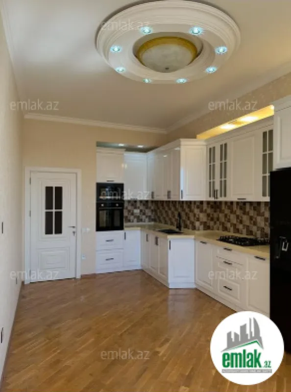 Satılır 3 otaqlı yeni tikili 105 m²