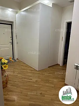 Satılır 3 otaqlı yeni tikili 105 m²