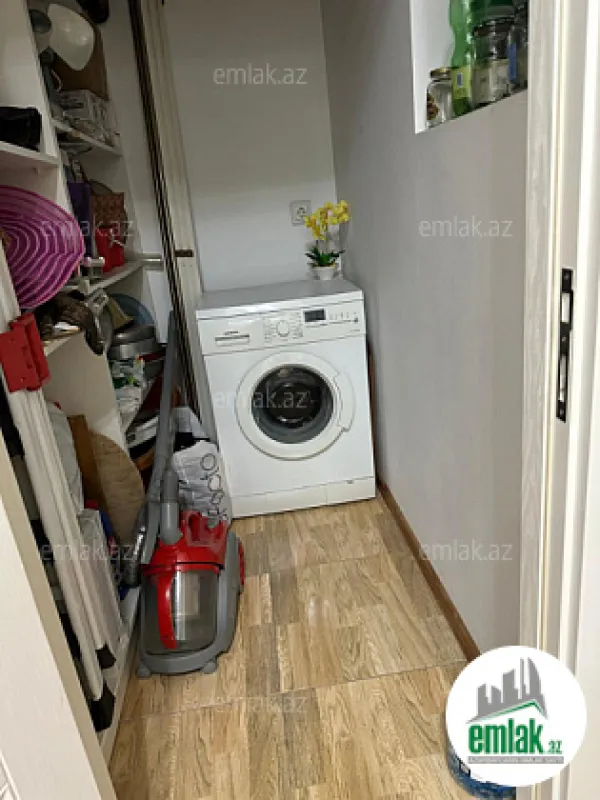 Satılır 3 otaqlı yeni tikili 105 m²