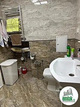 Satılır 3 otaqlı yeni tikili 105 m²