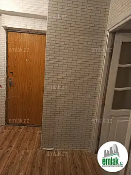 Satılır 1 otaqlı köhnə tikili 40 m²