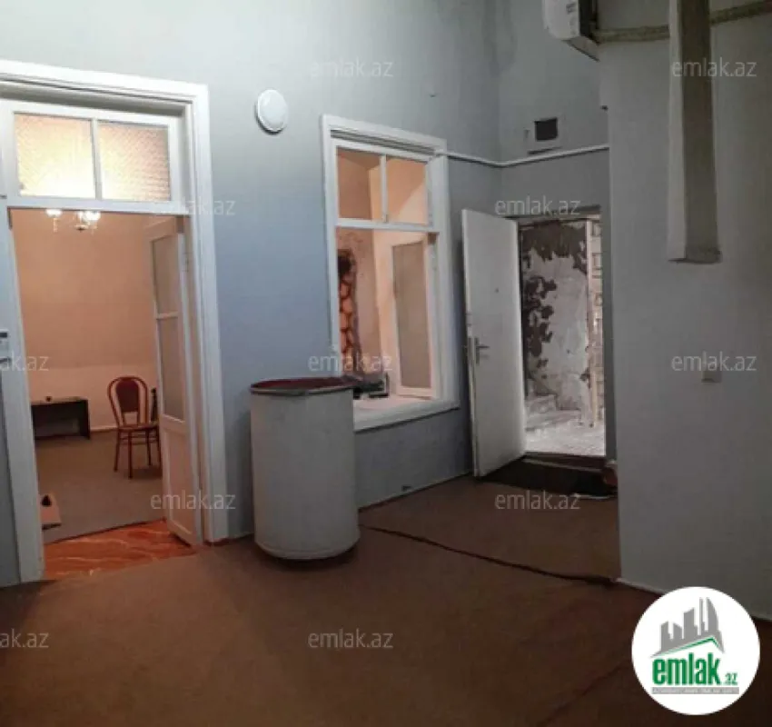 Satılır 1 otaqlı köhnə tikili 40 m²