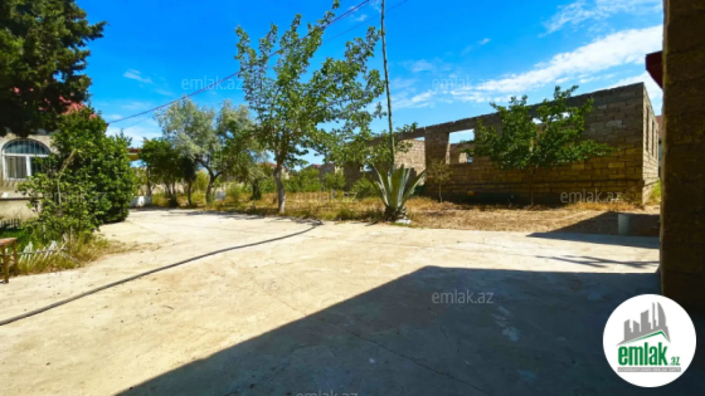 Satılır 6 otaqlı həyət evi 172 m²