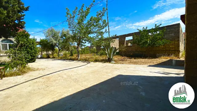 Satılır 6 otaqlı həyət evi 172 m²