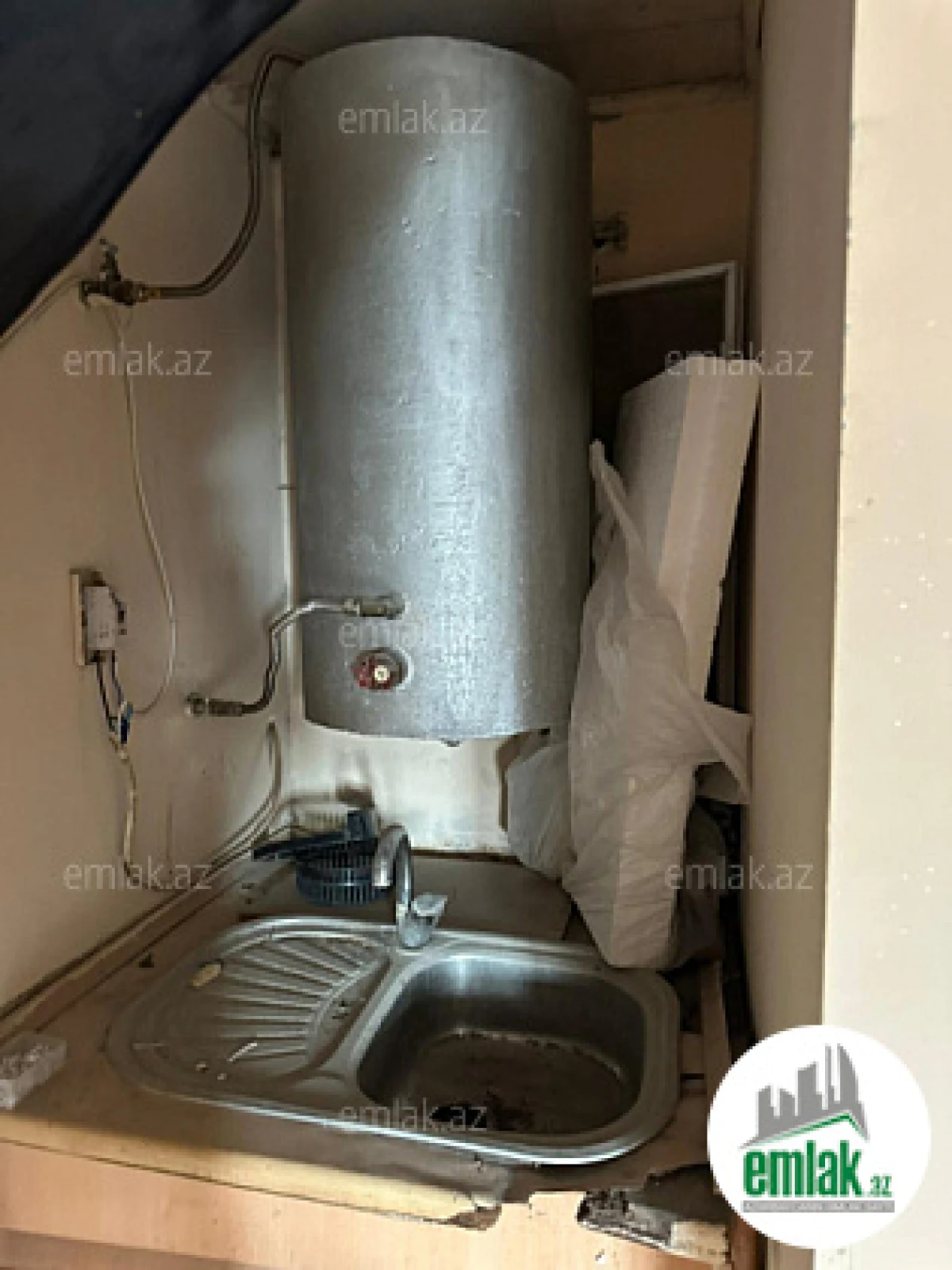 Satılır 3 otaqlı obyekt 150 m²