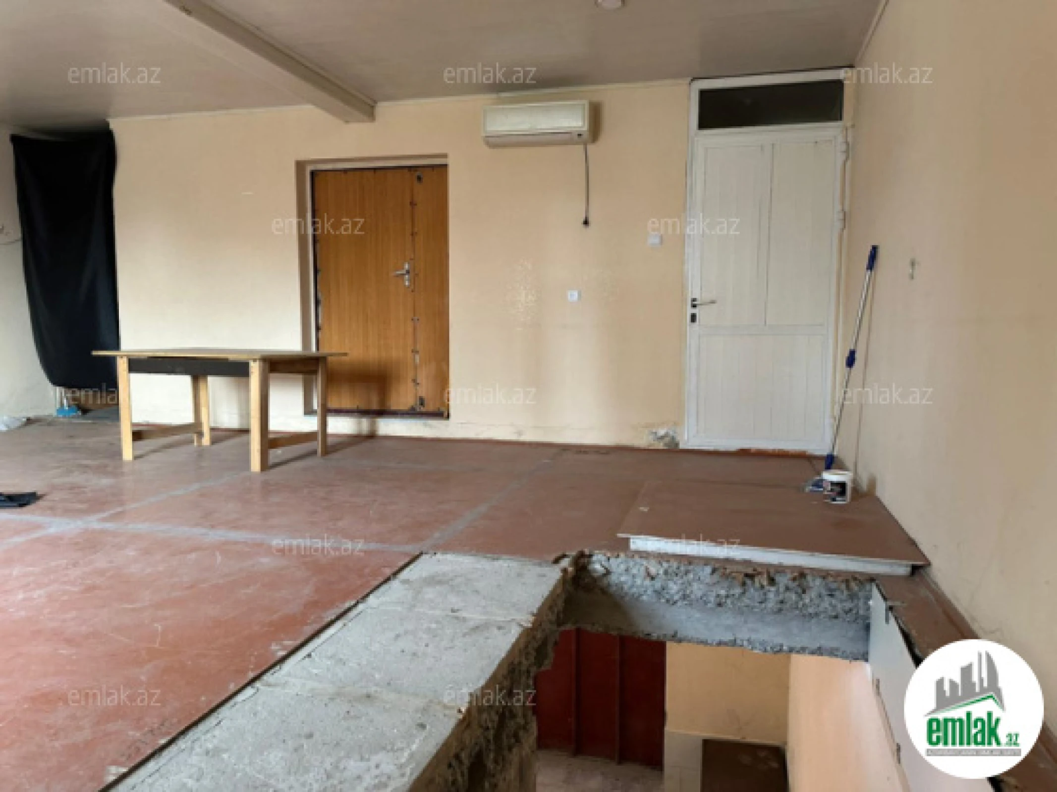 Satılır 3 otaqlı obyekt 150 m²