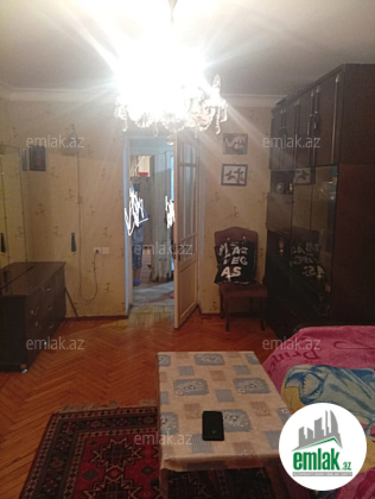 Satılır 3 otaqlı köhnə tikili 75 m²