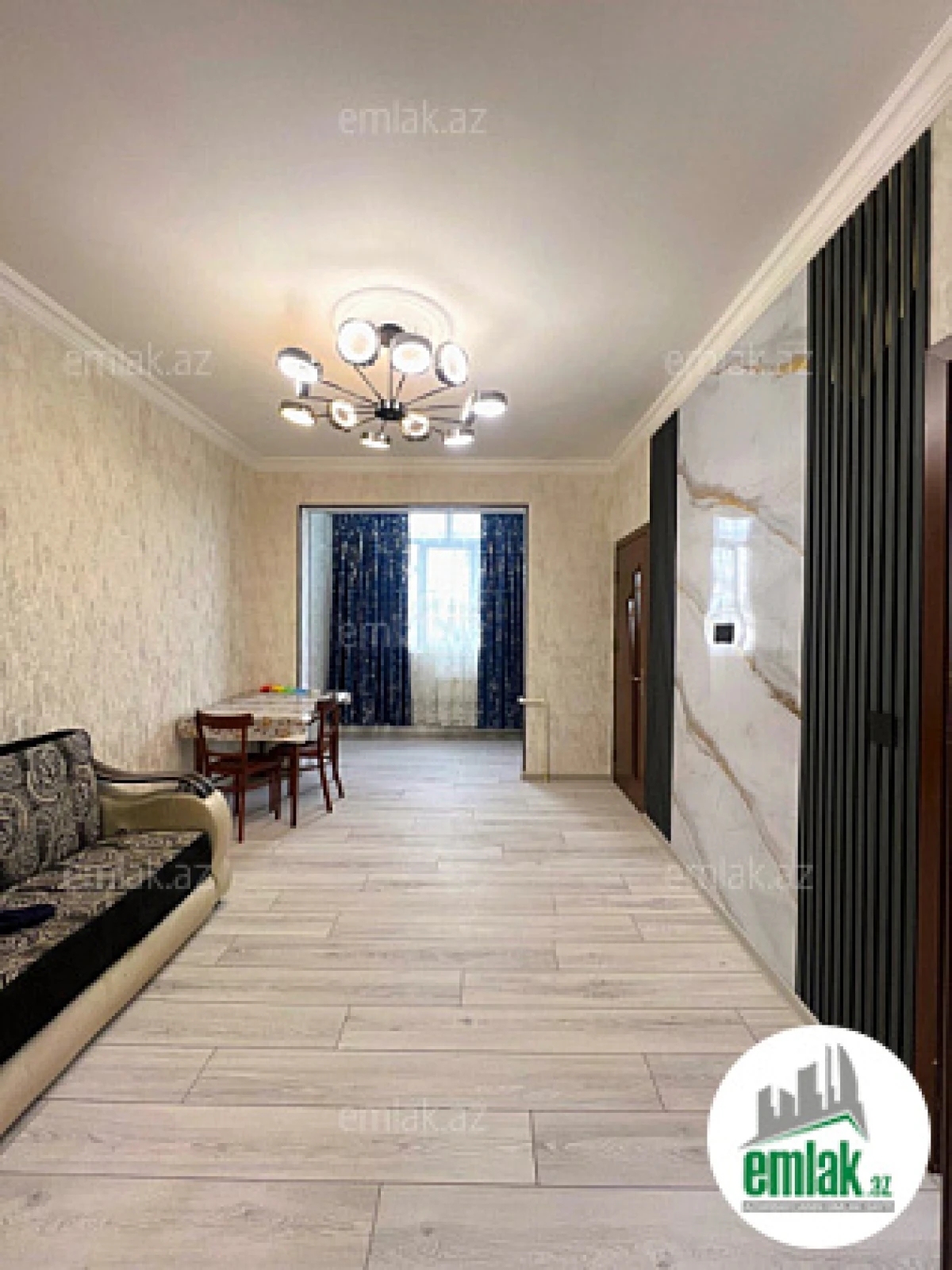 Satılır 2 otaqlı köhnə tikili 60 m²