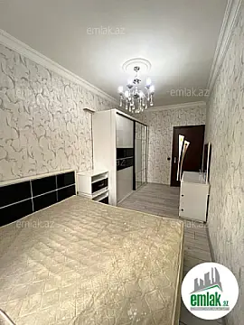 Satılır 2 otaqlı köhnə tikili 60 m²