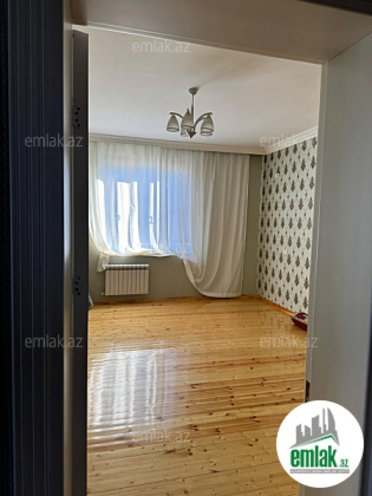Satılır 6 otaqlı həyət evi 472 m²