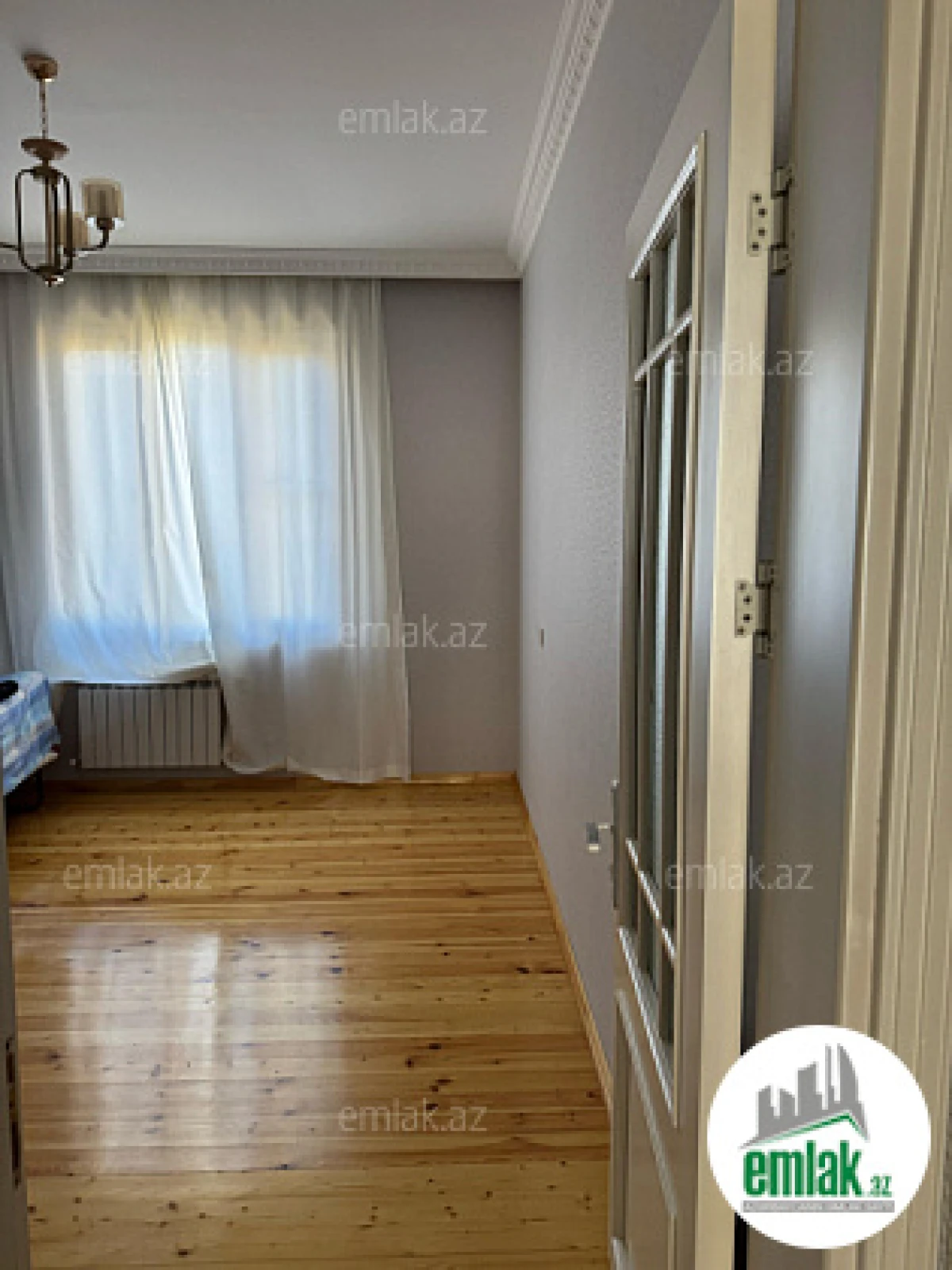 Satılır 6 otaqlı həyət evi 472 m²