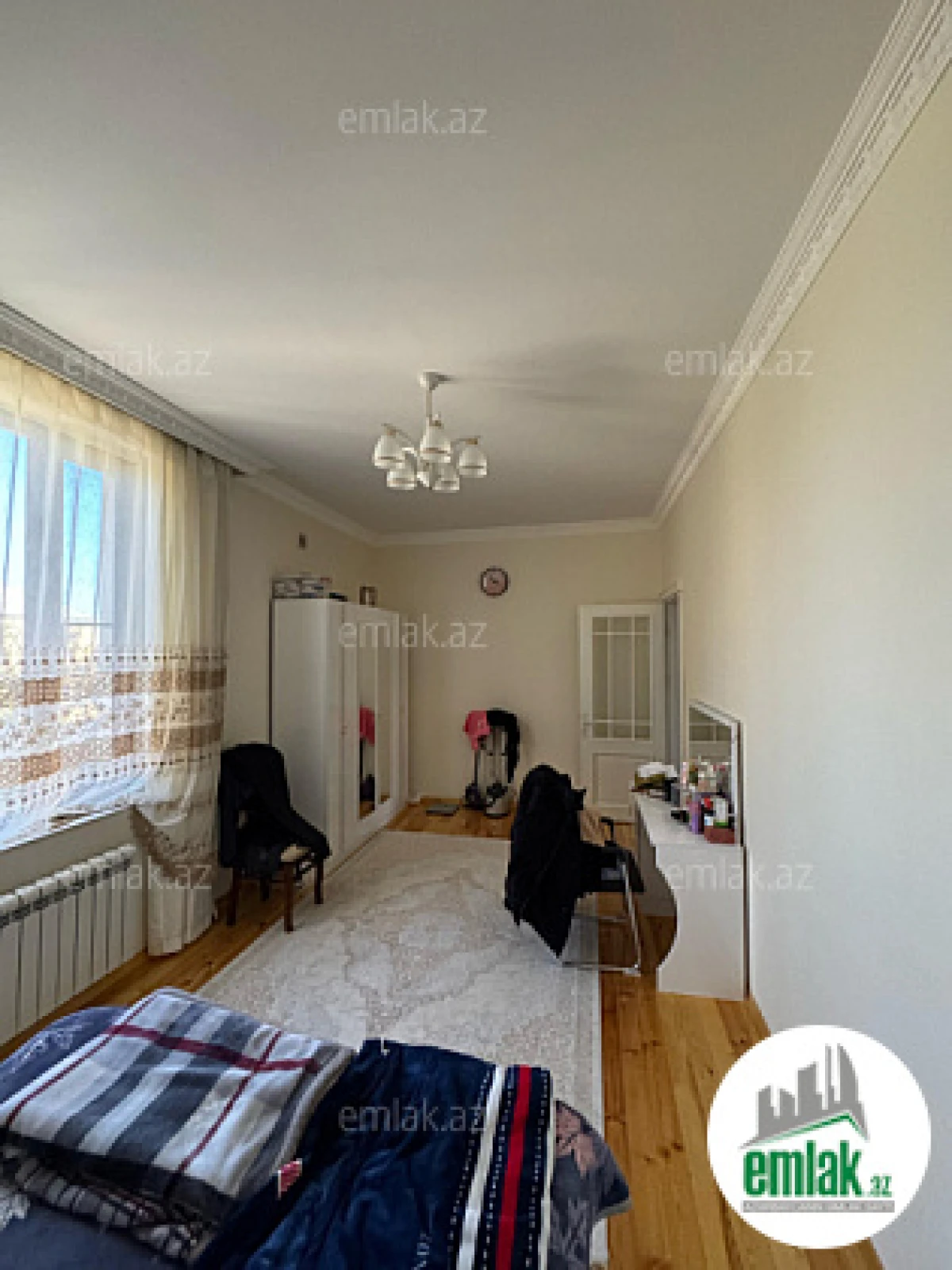 Satılır 6 otaqlı həyət evi 472 m²
