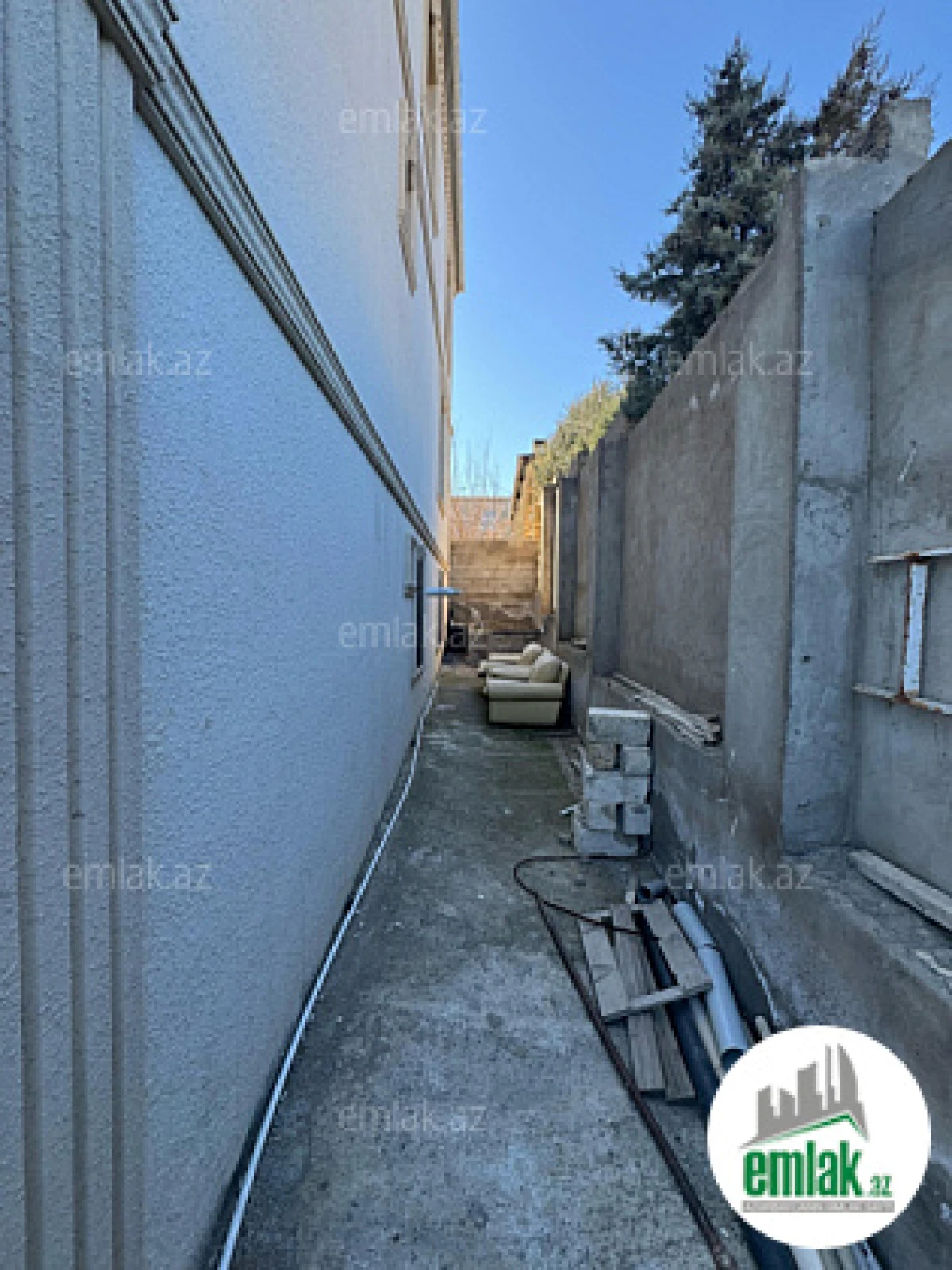 Satılır 6 otaqlı həyət evi 472 m²